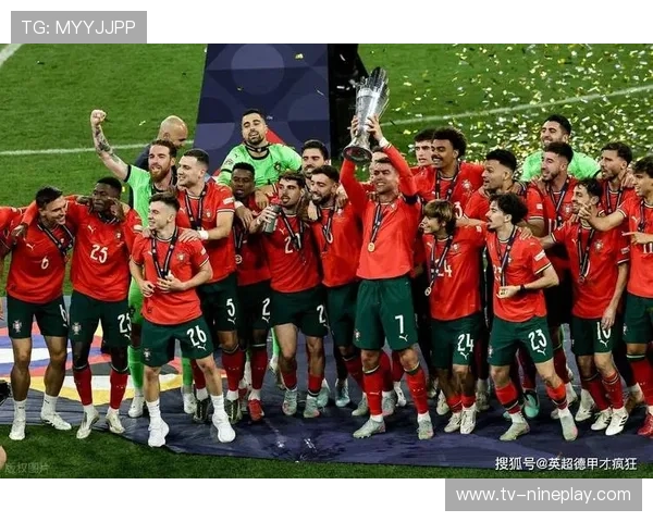 足球球星追星成功率高吗?揭秘球迷与偶像互动背后的真实情况 足球球星追星成功率高吗?揭秘球迷与偶像互动背后的真实情况